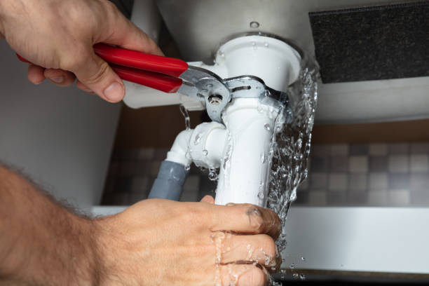 Best 24/7 water damage repair  in Glasgow, OR